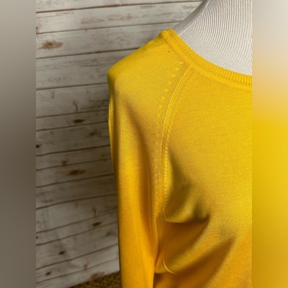 Zara Knit lightweight pullover sweater - Picture 2 of 6